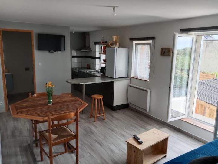 Apartamento Poisson Isigny-sur-Mer Exterior foto